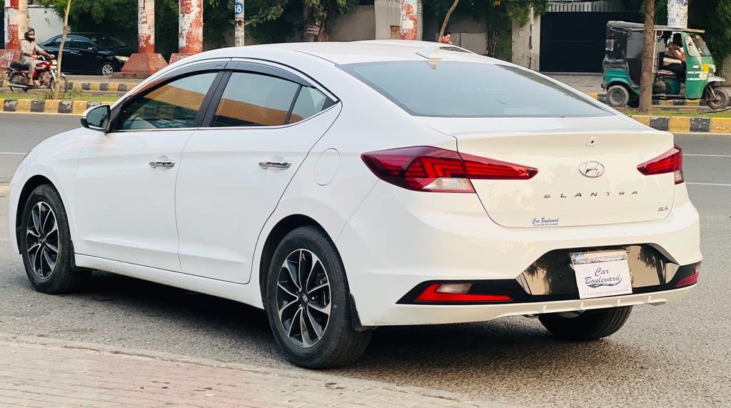 Hyundai Elantra GLS 2.0 2021