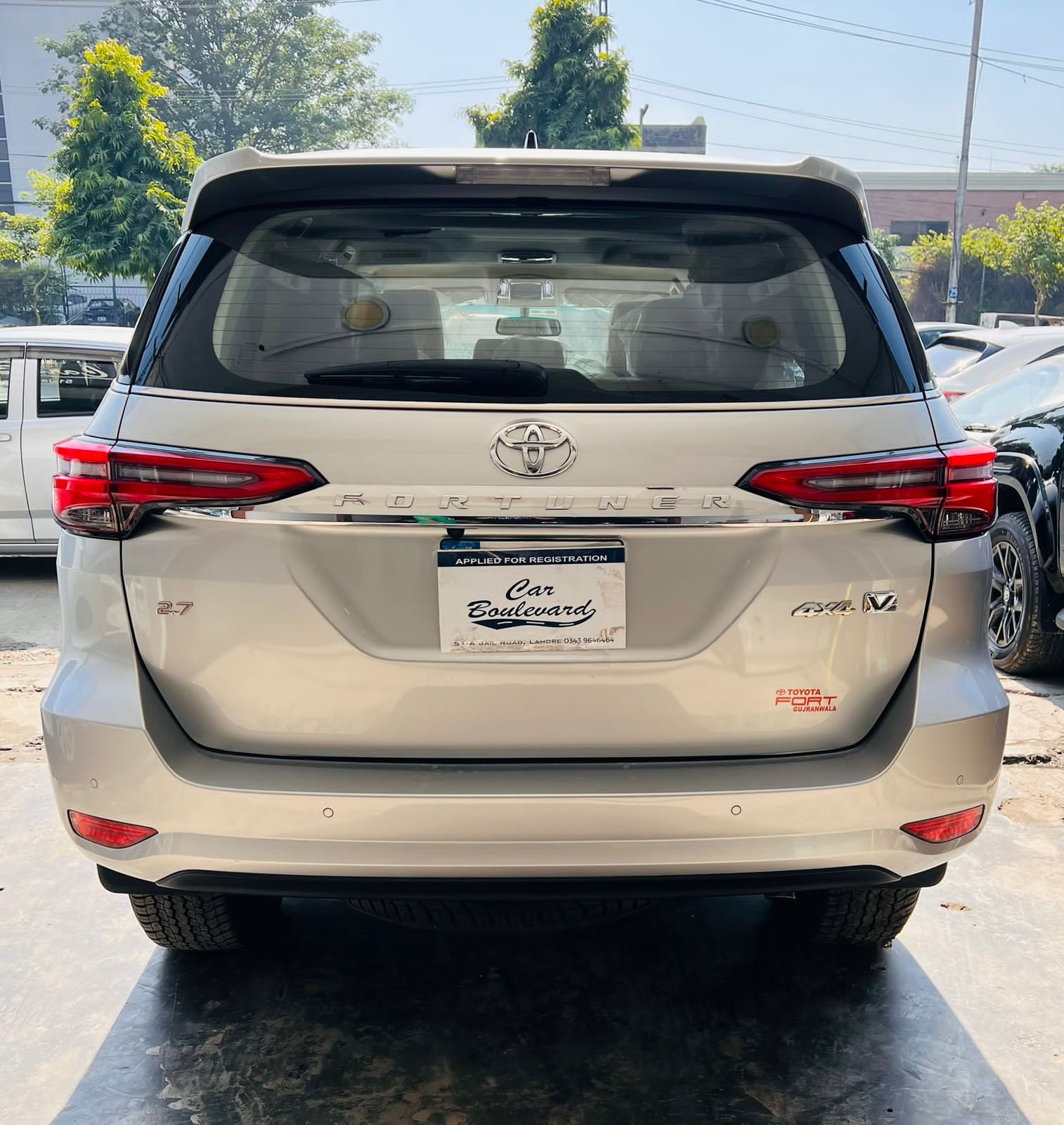 Toyota Fortuner 2.7 V 2022