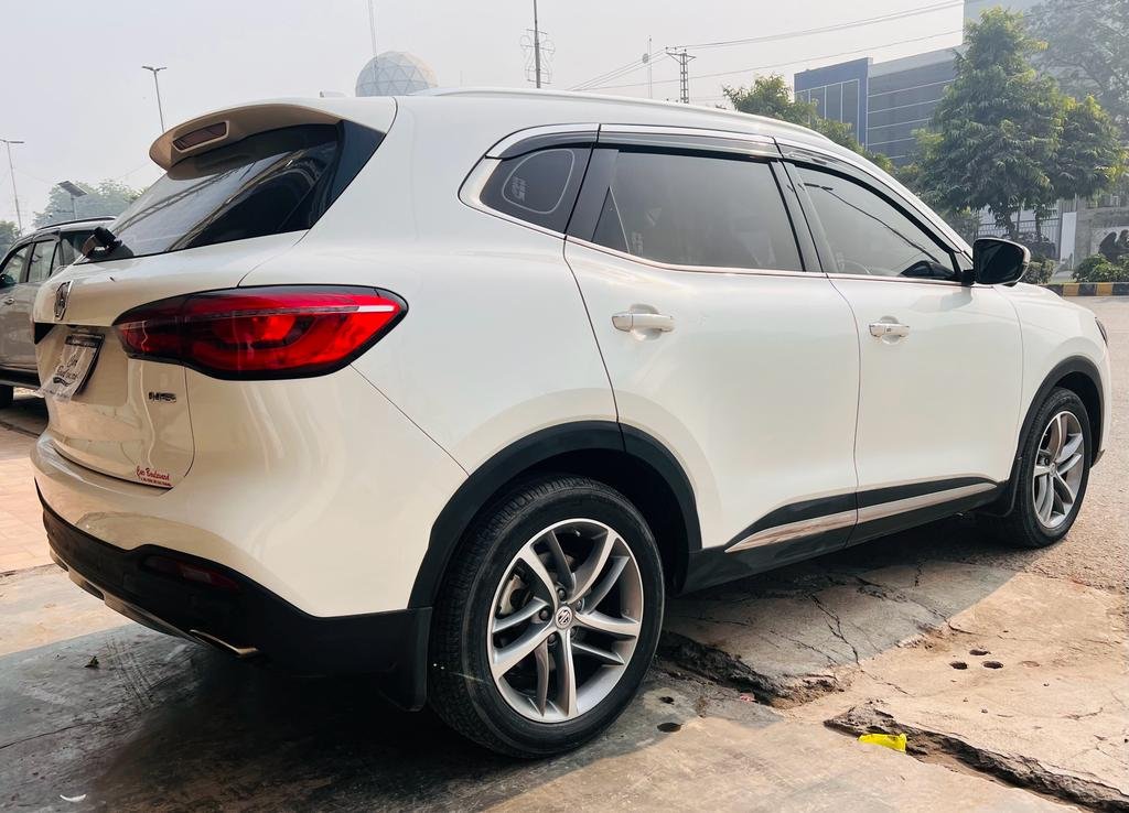 MG HS 1.5 Turbo 2021