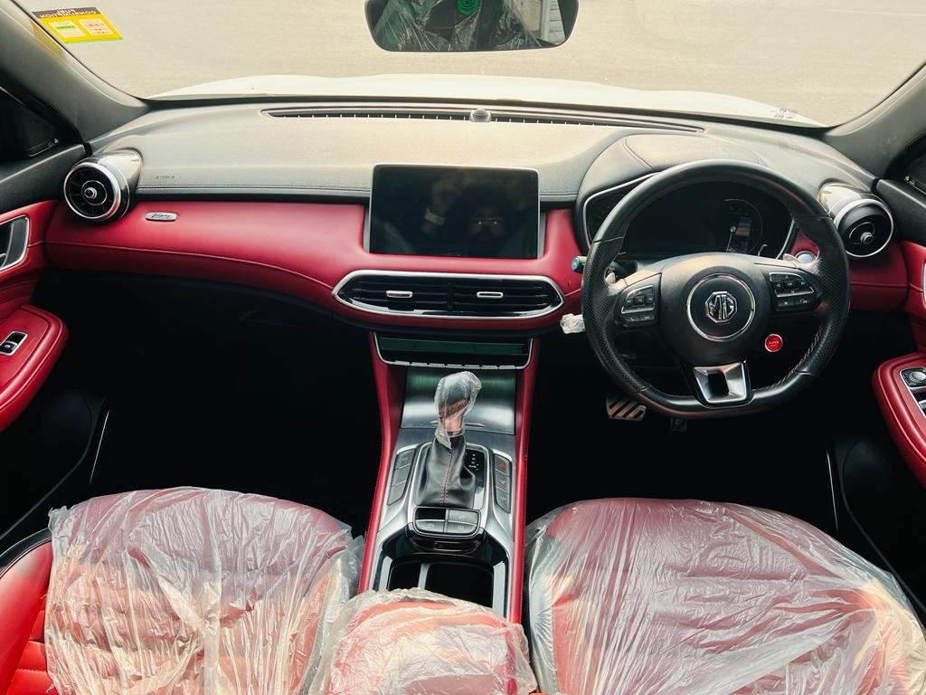 MG HS 1.5 Turbo 2021